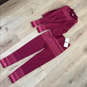 Holly Seamless Long-Sleeve Top & High-Waisted Seamless Fair Isle Legging